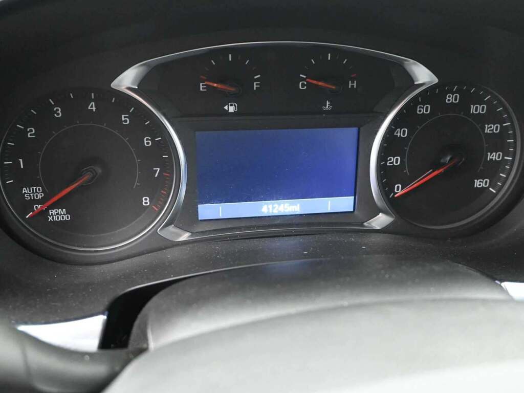 2023 Chevrolet Traverse FWD LT Cloth