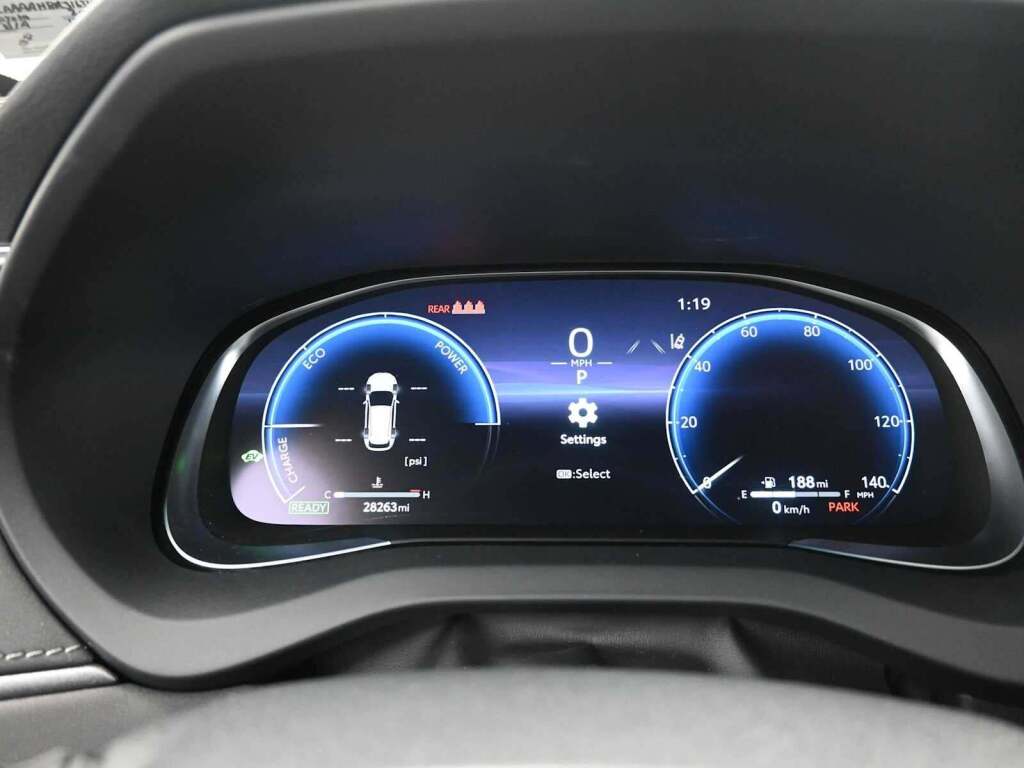 2024 Toyota Venza LE