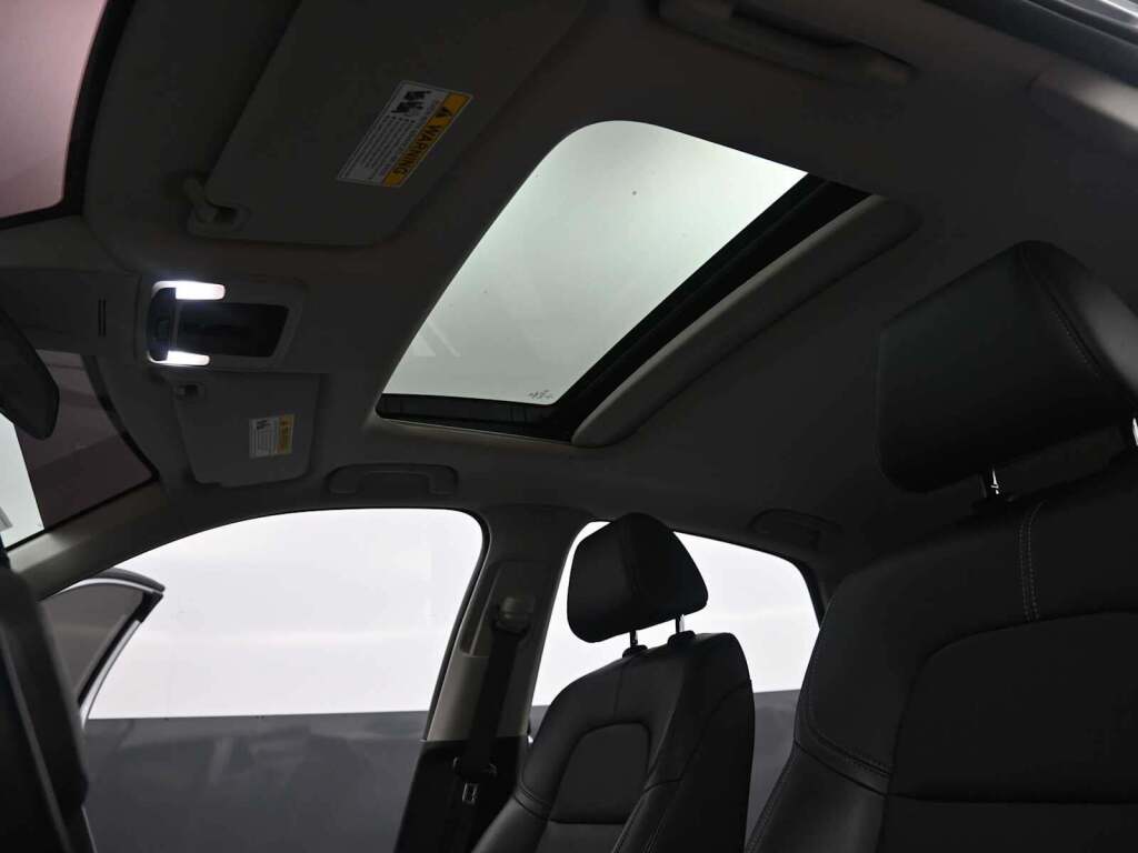 2022 Honda Civic Hatchback EX-L