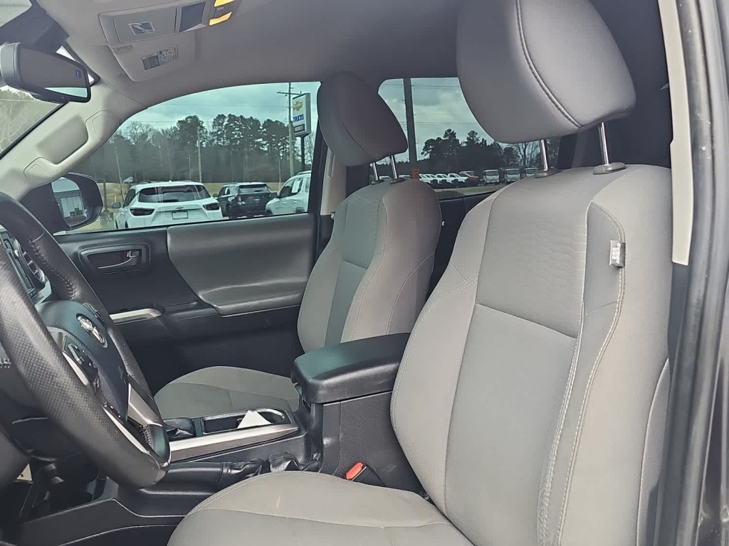 2019 Toyota Tacoma SR V6