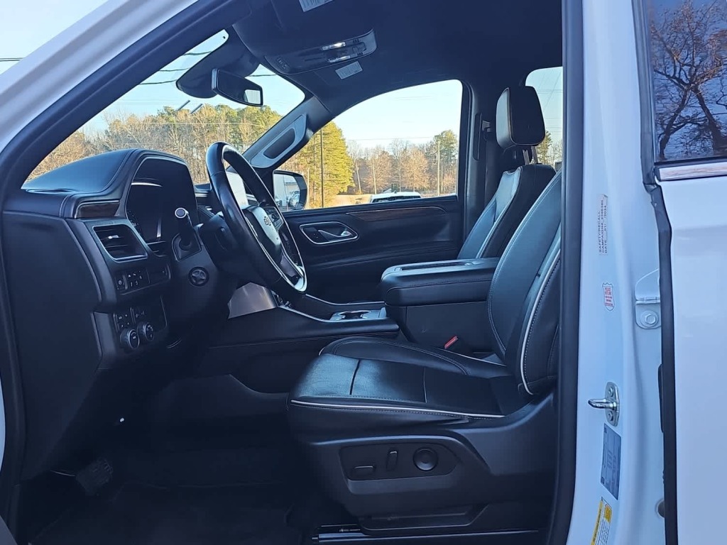 2023 Chevrolet Suburban 4WD Premier