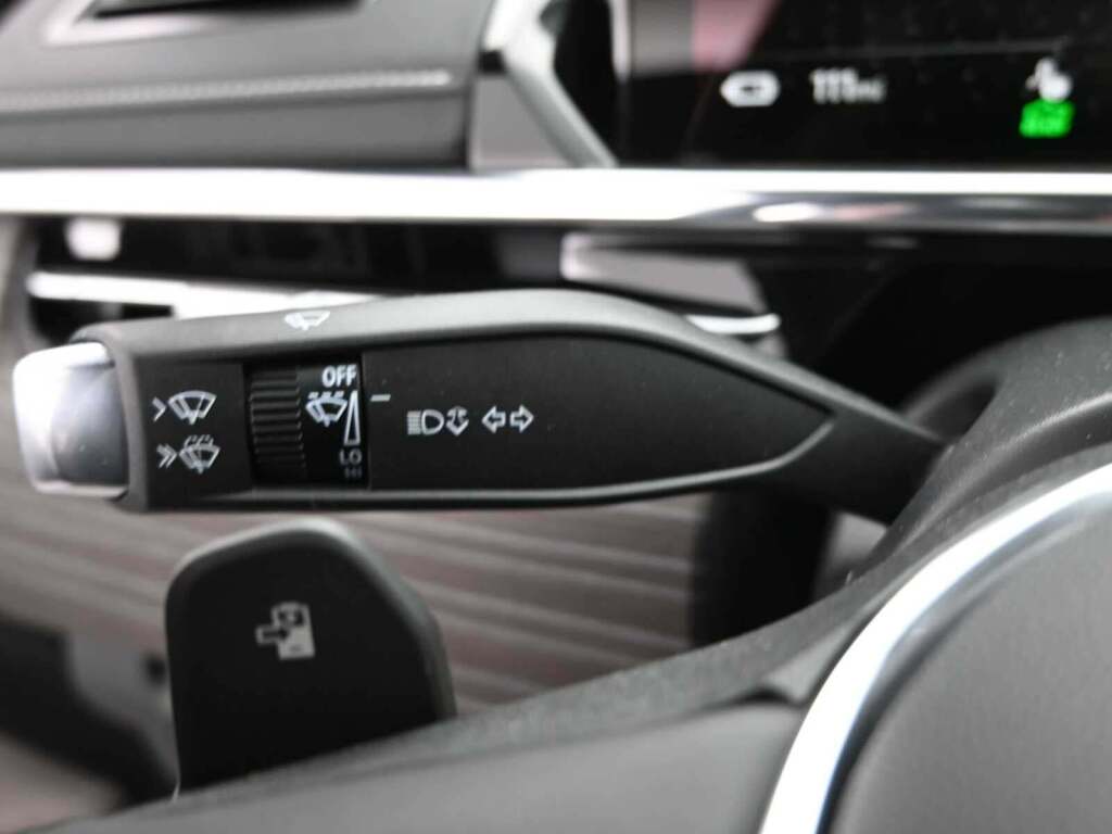 2025 GMC Sierra EV Denali