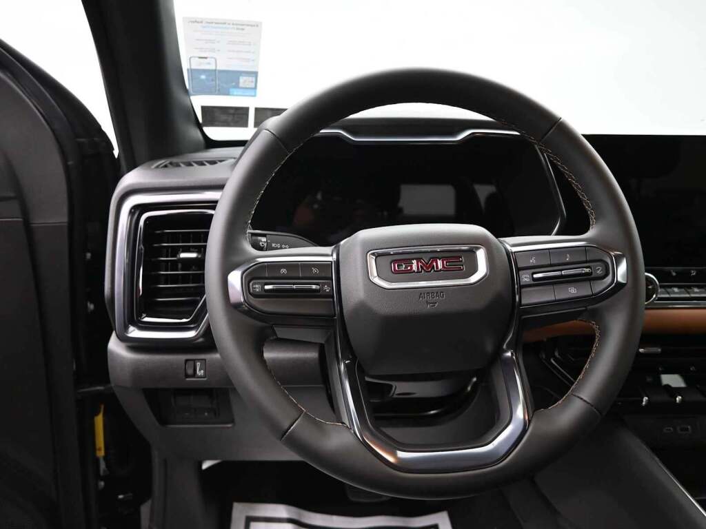 2025 GMC Canyon 4WD AT4