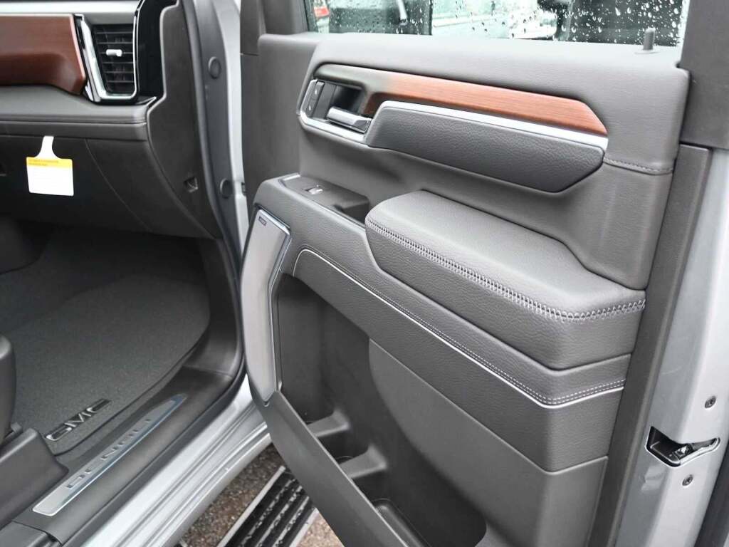 2026 GMC Sierra 3500HD Denali