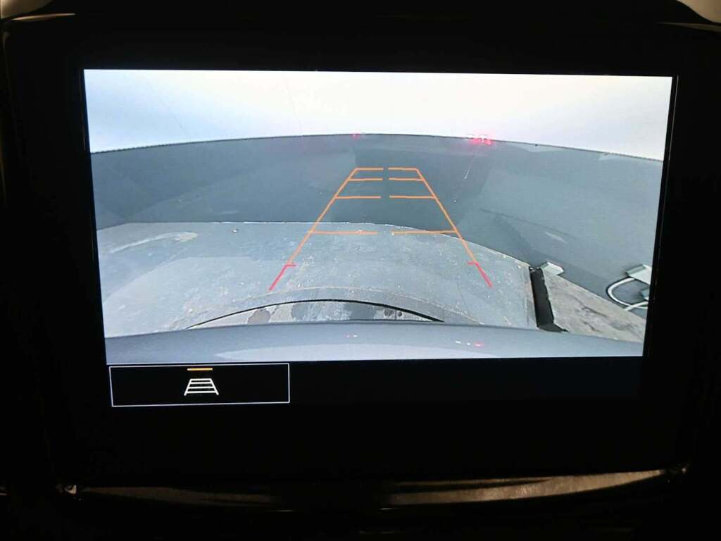 2023 Chevrolet Traverse AWD LT Cloth