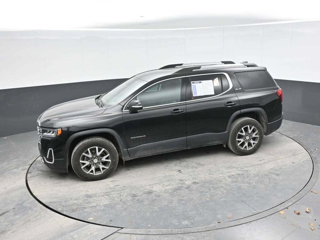2022 GMC Acadia AWD SLE