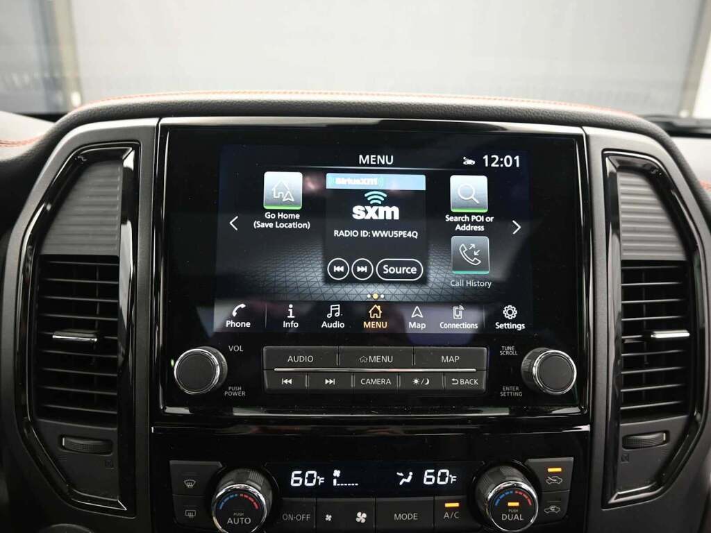 2024 Nissan TITAN Crew Cab PRO-4X 4x4