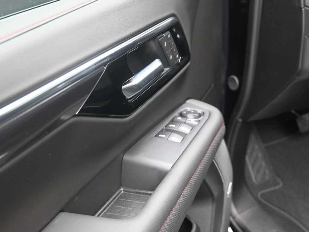 2026 Chevrolet Tahoe 4WD RST