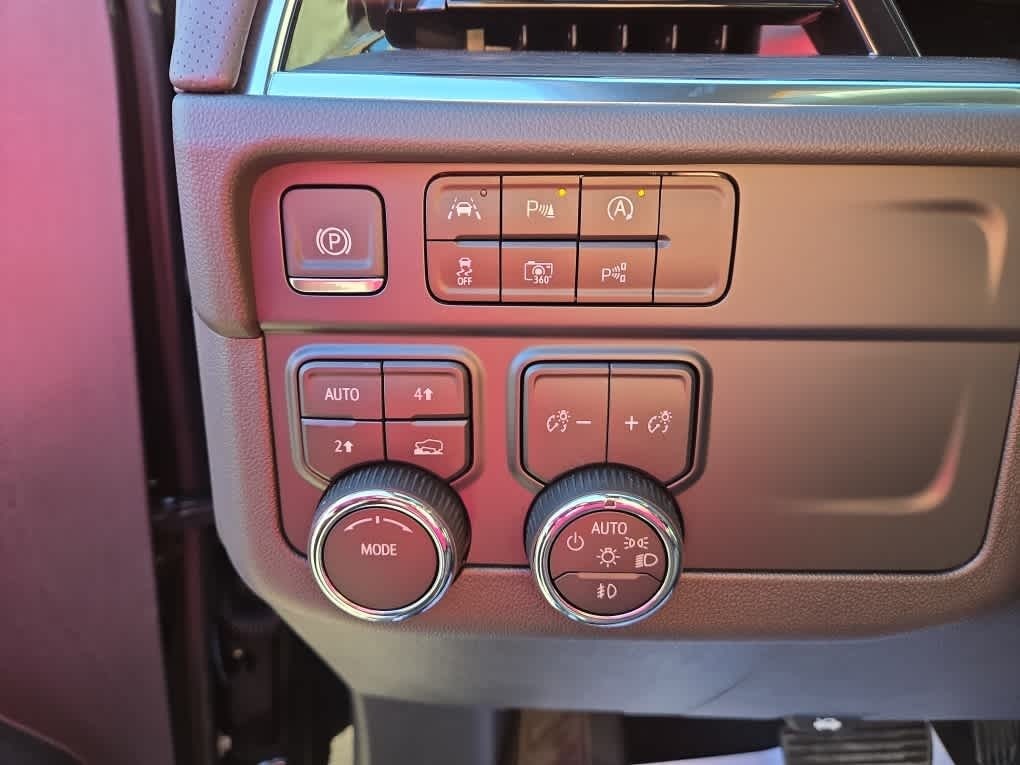 2025 Chevrolet Tahoe 4WD Premier