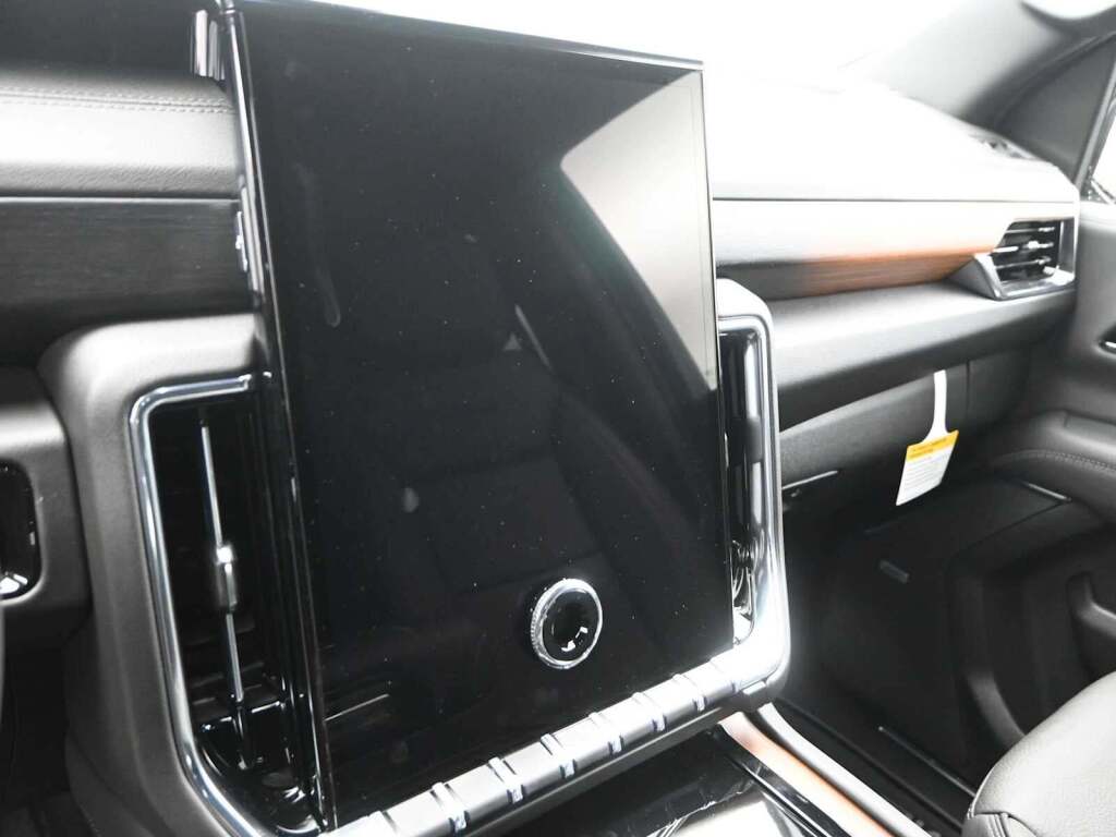 2026 GMC Yukon 4WD Denali