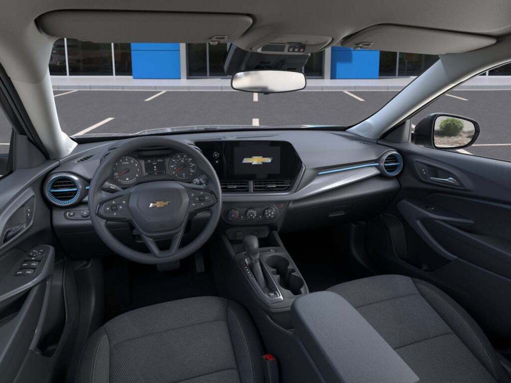 2026 Chevrolet Trax FWD LS