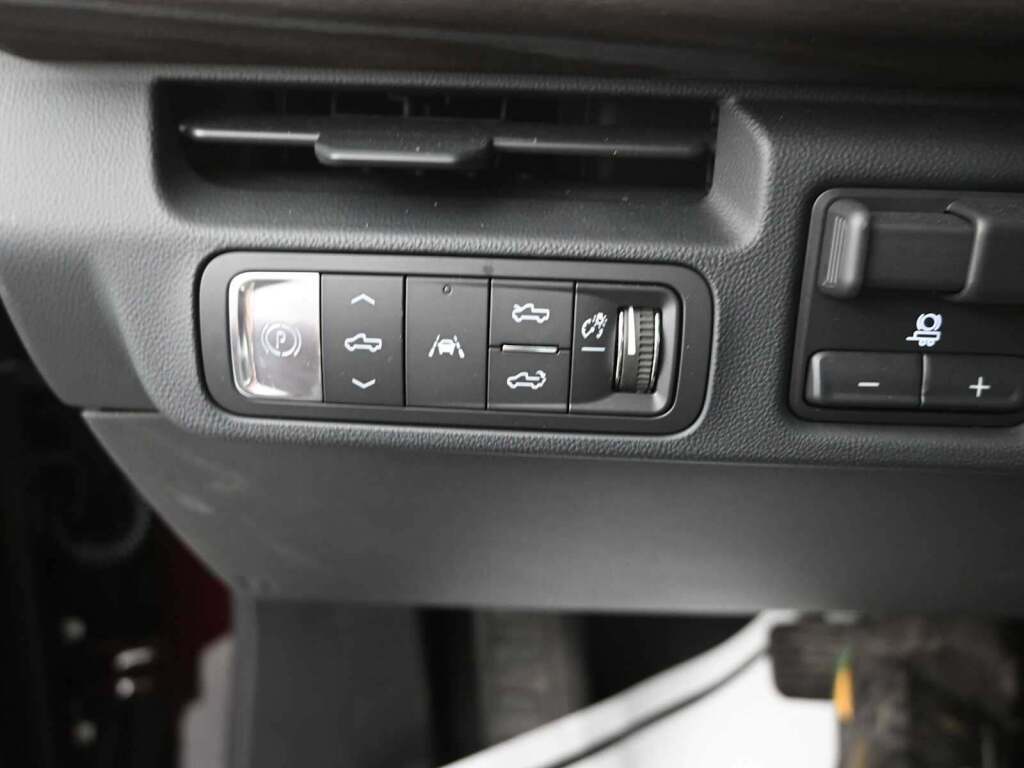 2025 GMC Sierra EV Denali