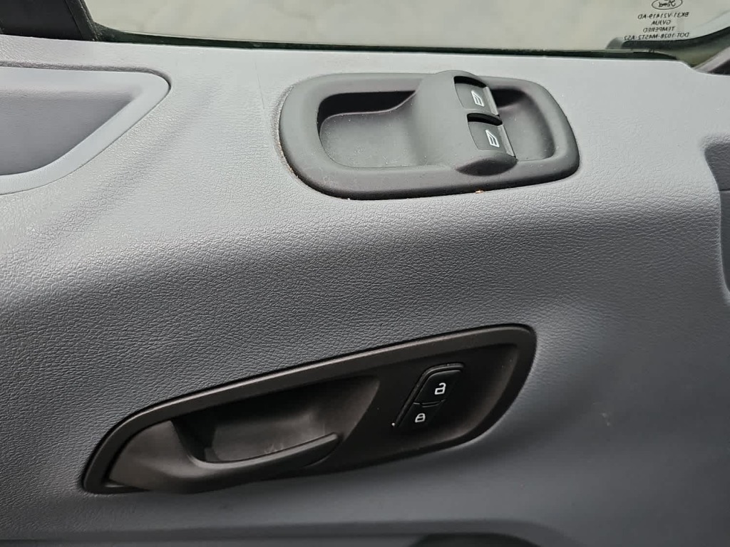 2019 Ford Transit-150 