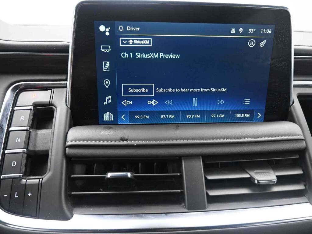 2024 Chevrolet Suburban 4WD LT