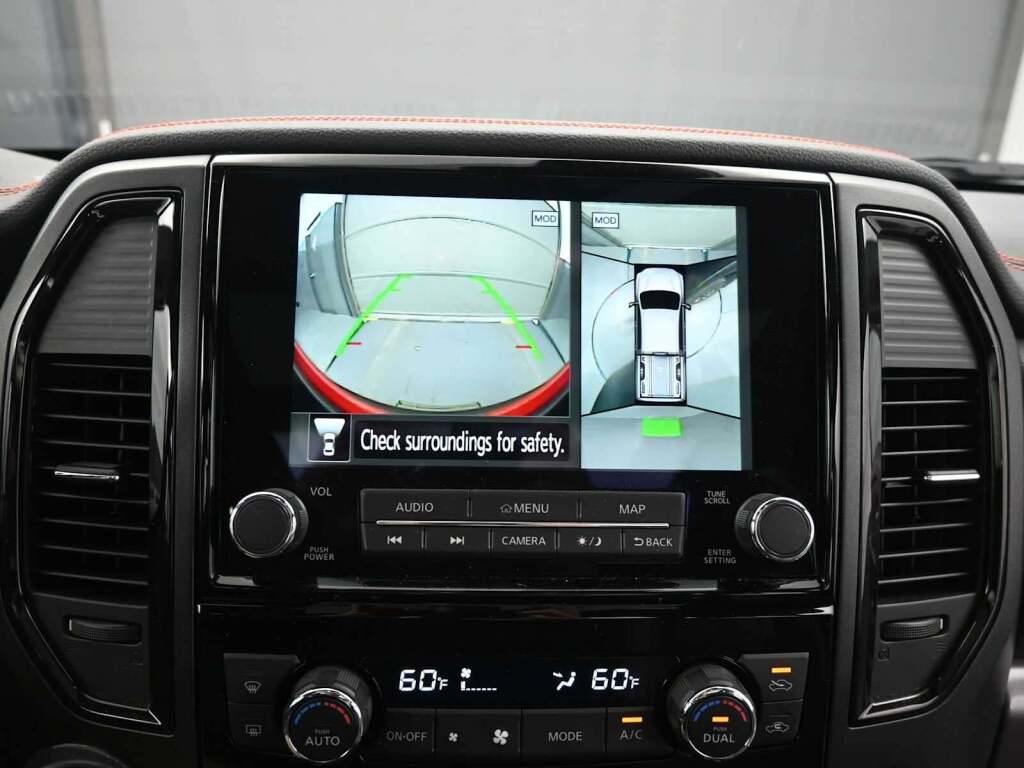 2024 Nissan TITAN Crew Cab PRO-4X 4x4