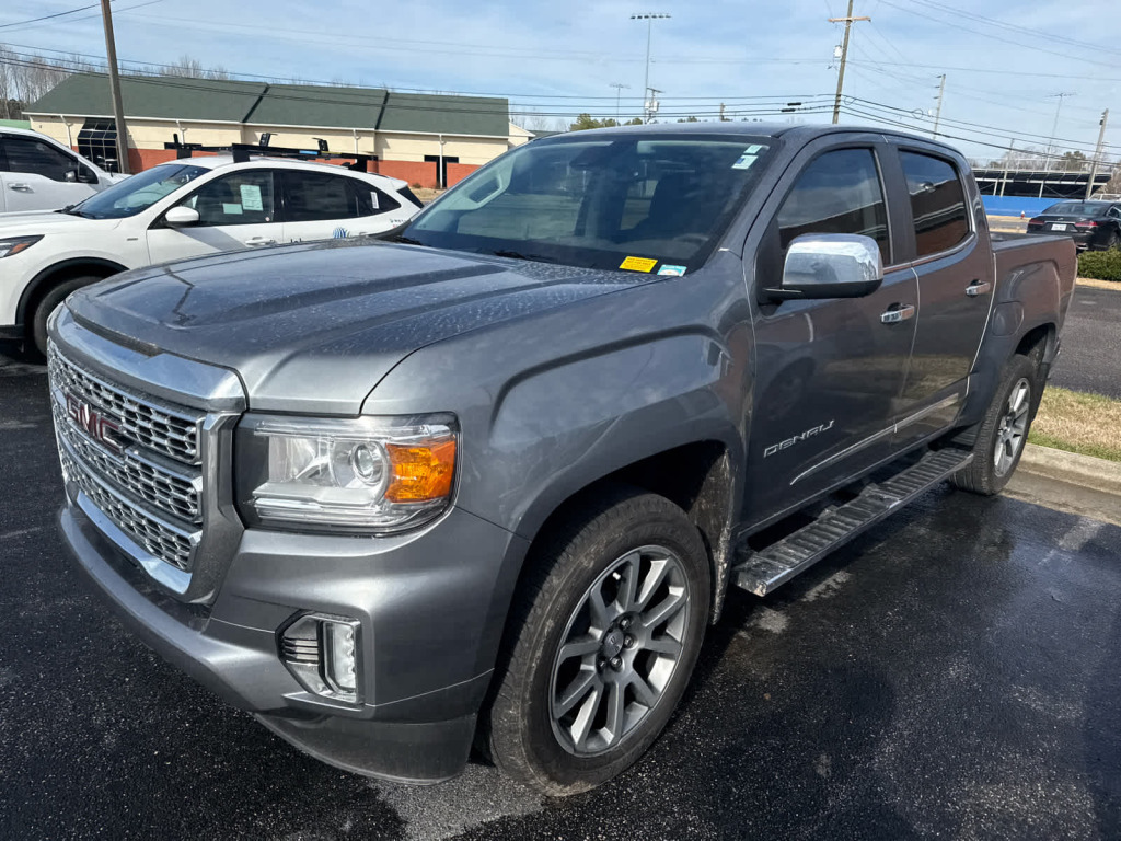 2022 GMC Canyon 4WD Crew Cab Short Box Denali