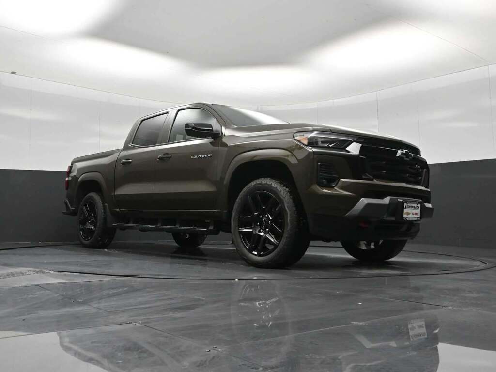 2024 Chevrolet Colorado 4WD Z71