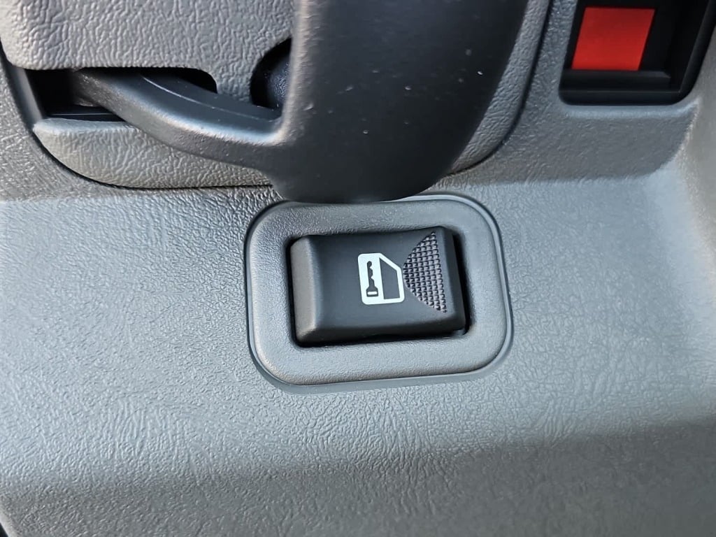 2025 Chevrolet Express Cargo RWD 2500 Extended Wheelbase WT