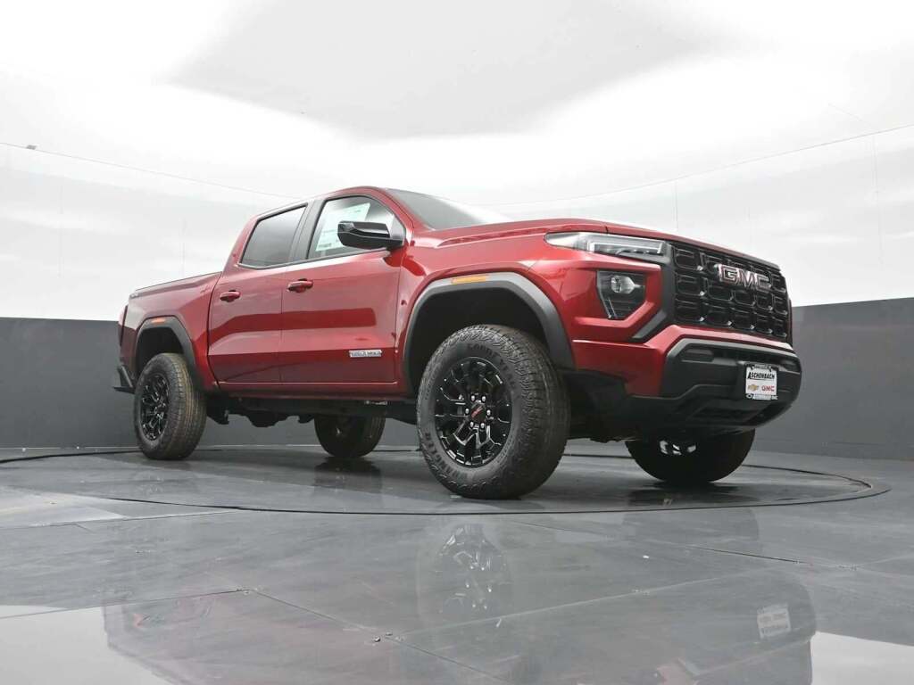 2026 GMC Canyon Elevation, 4WD