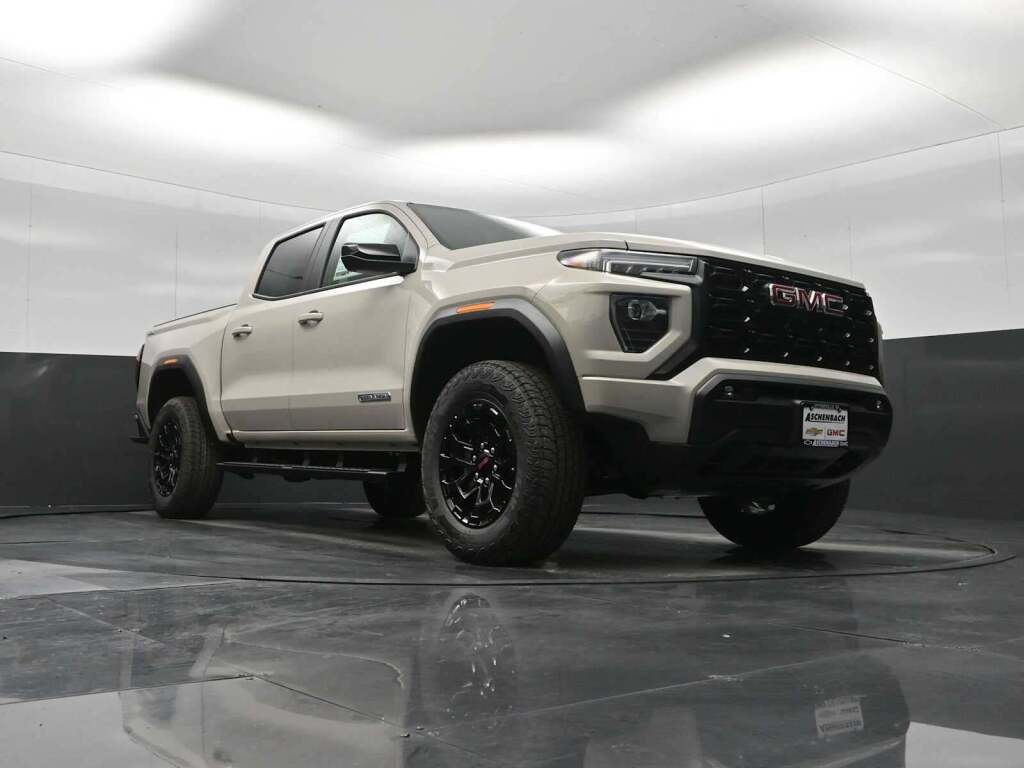 2026 GMC Canyon Elevation, 4WD