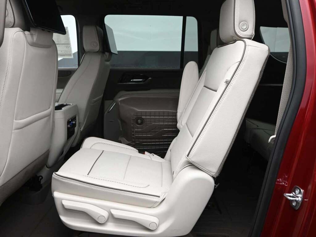 2026 GMC Yukon XL 4WD Denali