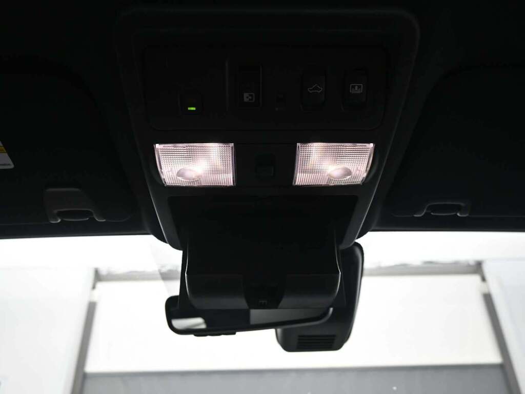 2024 Nissan TITAN Crew Cab PRO-4X 4x4