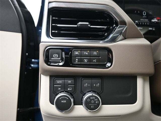 2026 GMC Yukon 4WD Denali