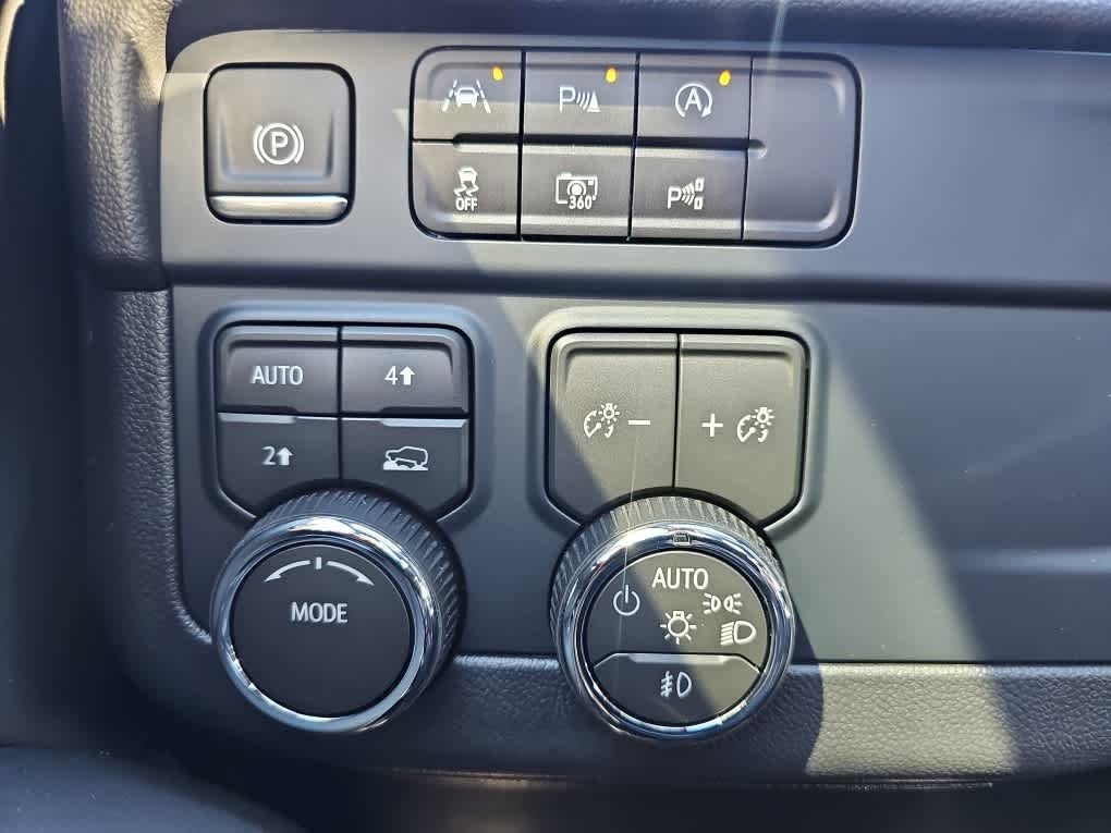 2026 Chevrolet Suburban Premier, 4WD