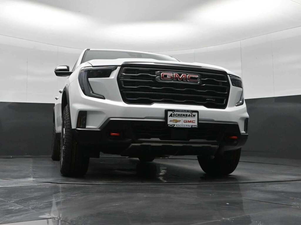 2026 GMC Acadia AT4 AWD
