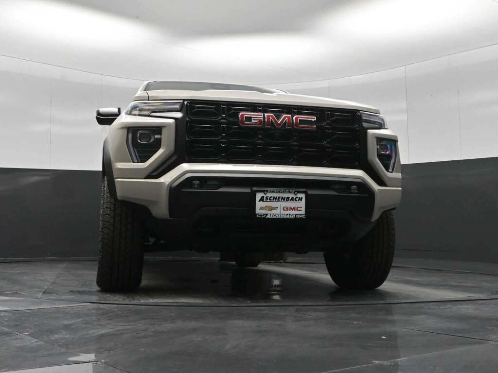 2026 GMC Canyon Elevation, 4WD