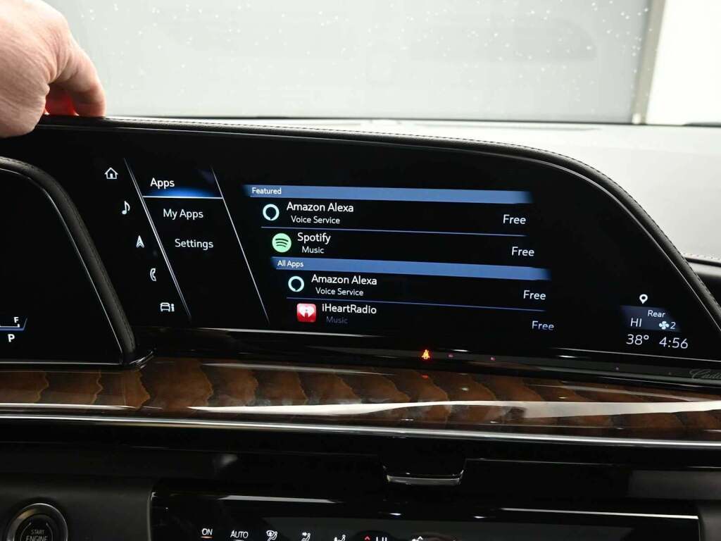 2023 Cadillac Escalade 4WD Sport Platinum