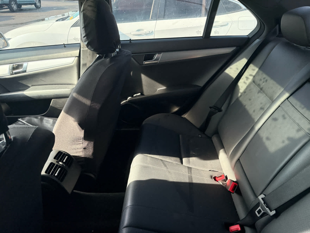 2013 Mercedes-Benz C 300 Luxury 4MATIC