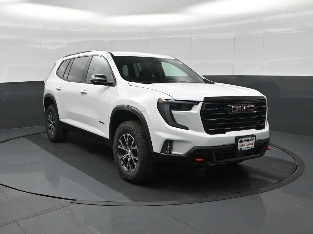 2026 GMC Acadia AT4 AWD