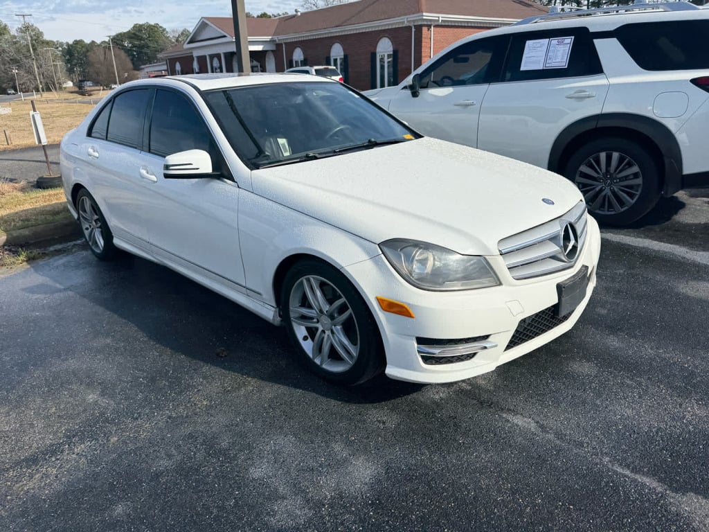 2013 Mercedes-Benz C 300 Luxury 4MATIC