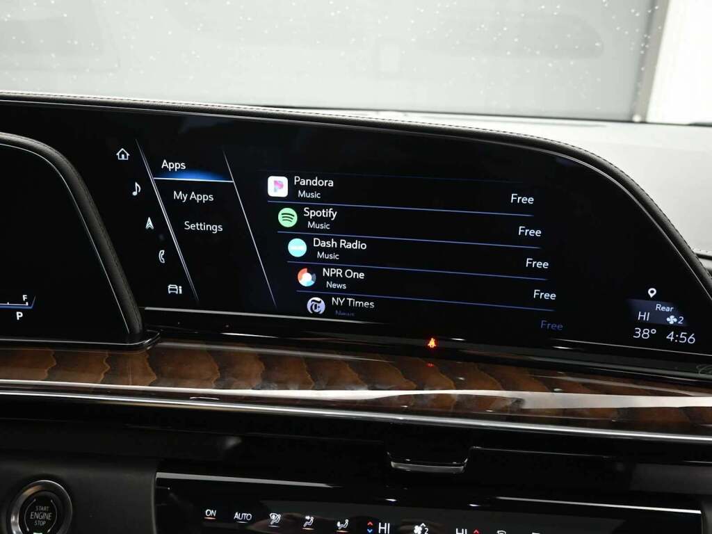 2023 Cadillac Escalade 4WD Sport Platinum