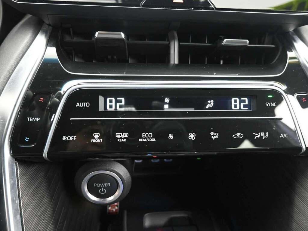 2024 Toyota Venza LE