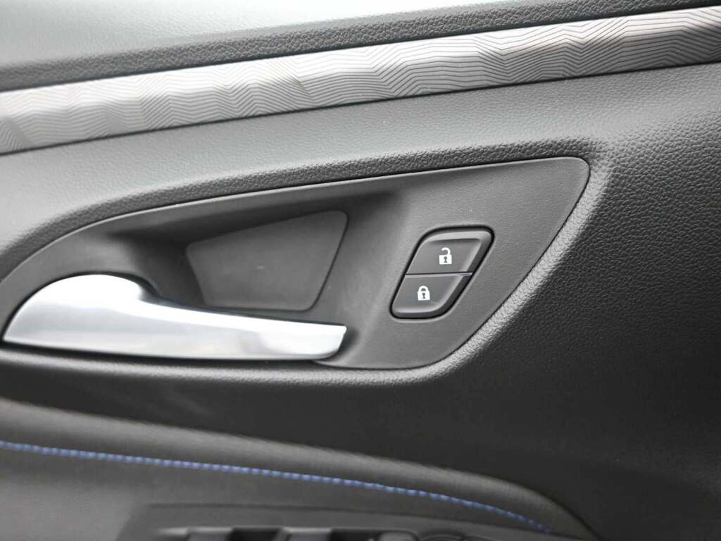 2026 Buick Envista Sport Touring FWD