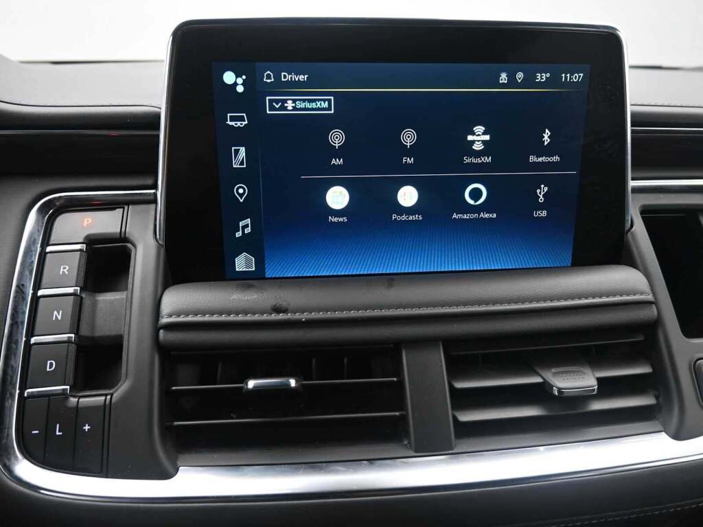 2024 Chevrolet Suburban 4WD LT