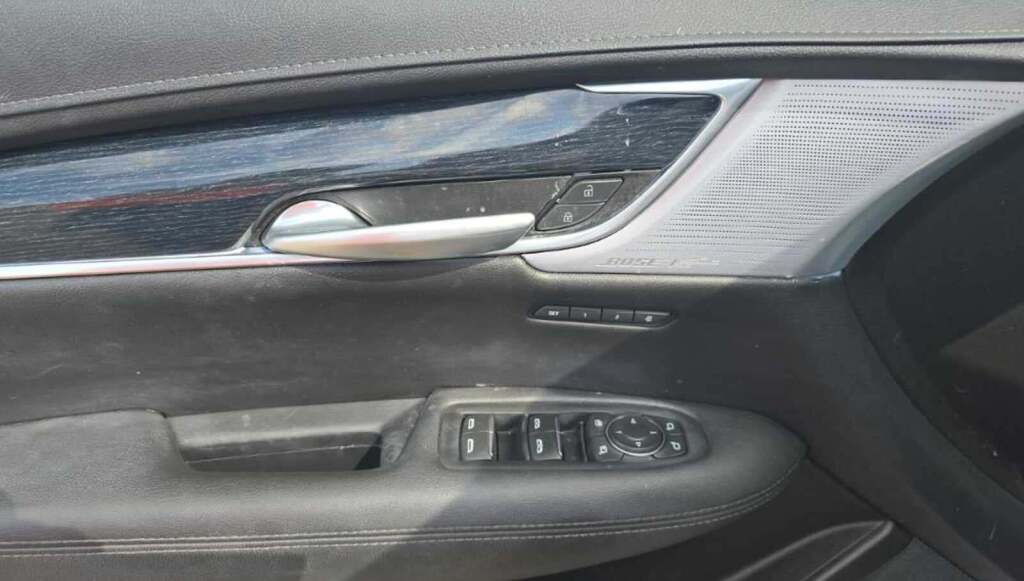 2024 Cadillac XT5 FWD Premium Luxury