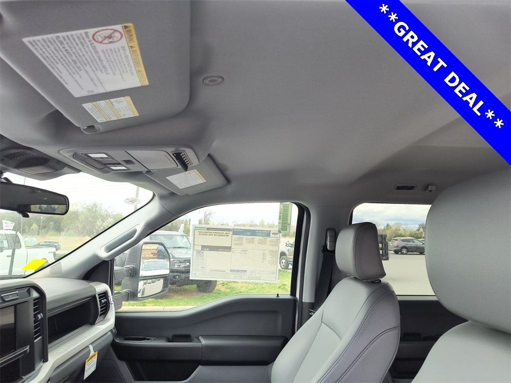 2024 Ford F-450 Chassis XL