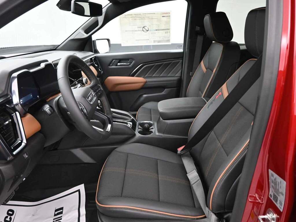 2026 GMC Canyon AT4, 4WD