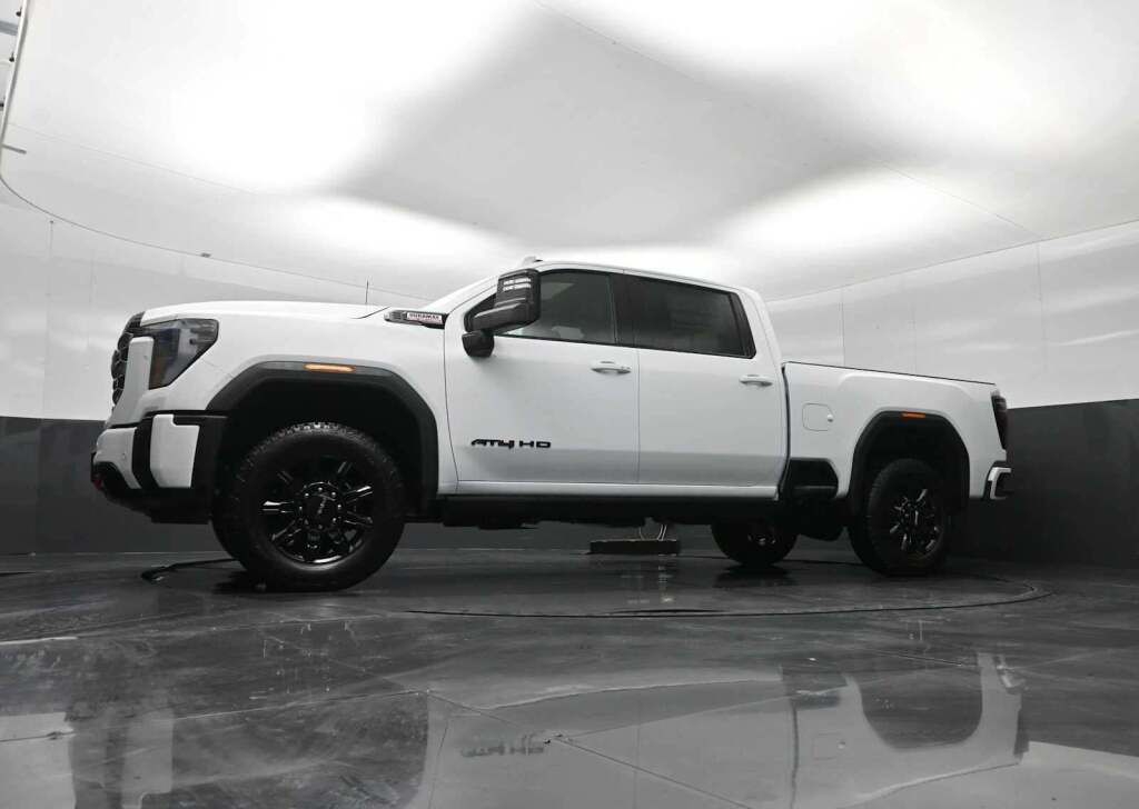 2026 GMC Sierra 3500HD AT4