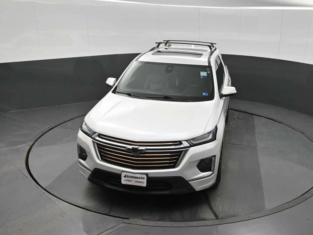 2023 Chevrolet Traverse AWD High Country