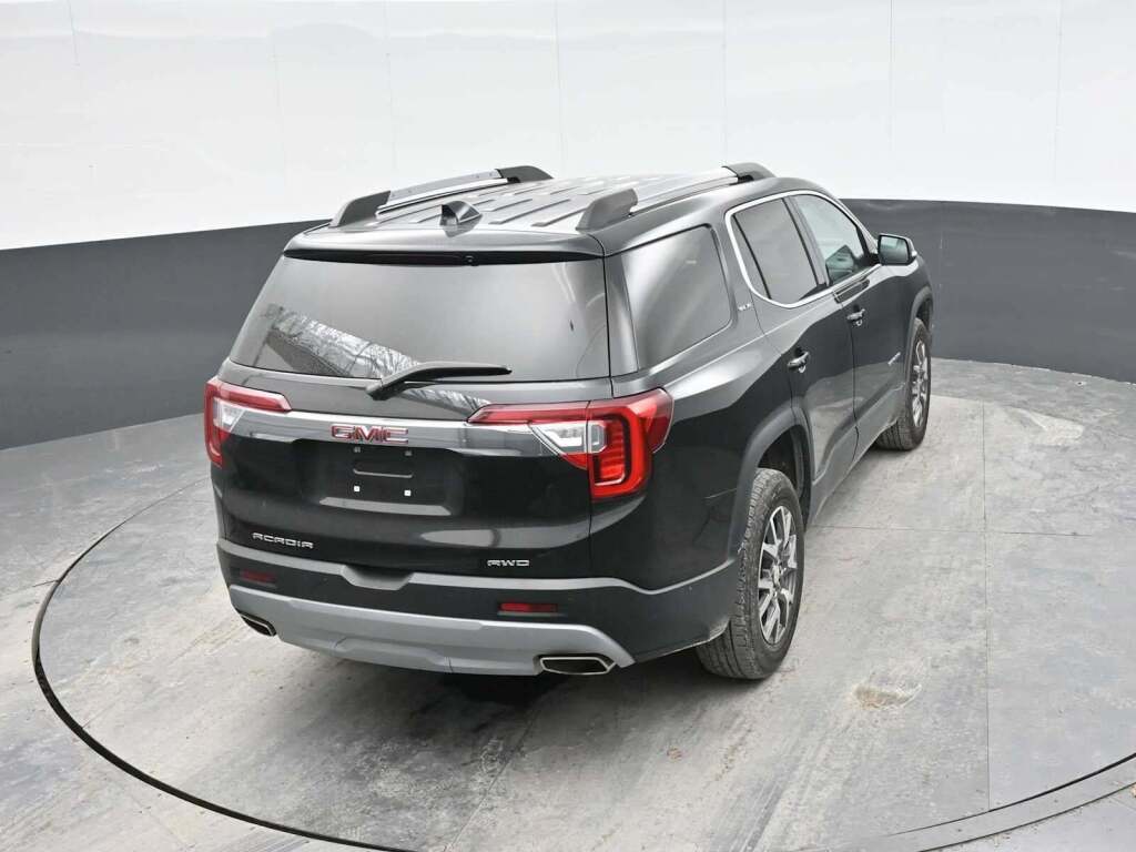 2022 GMC Acadia AWD SLE