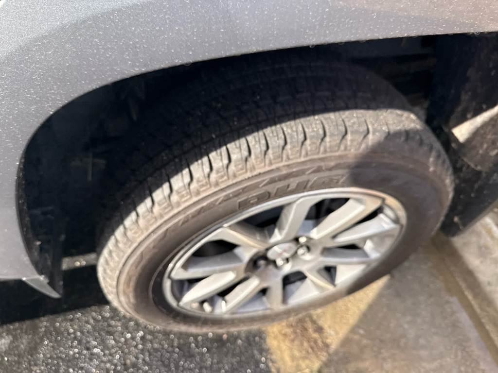 2022 GMC Canyon 4WD Crew Cab Short Box Denali