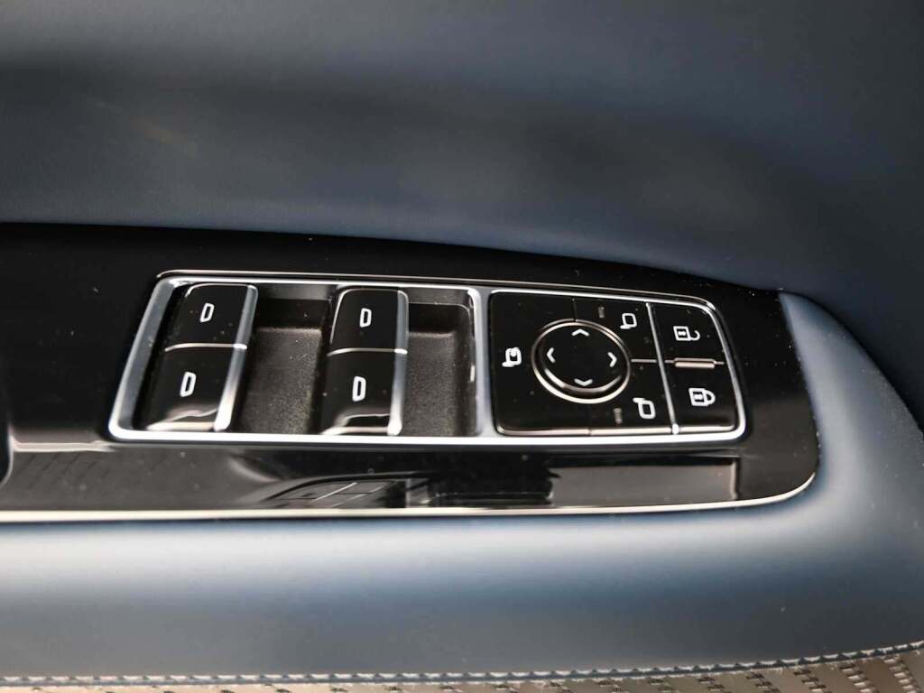 2025 Cadillac Escalade IQ Luxury 2 AWD