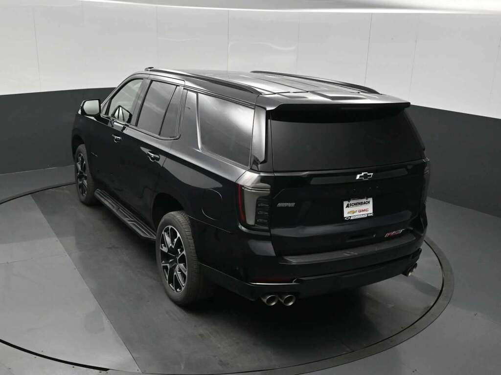 2026 Chevrolet Tahoe 4WD RST