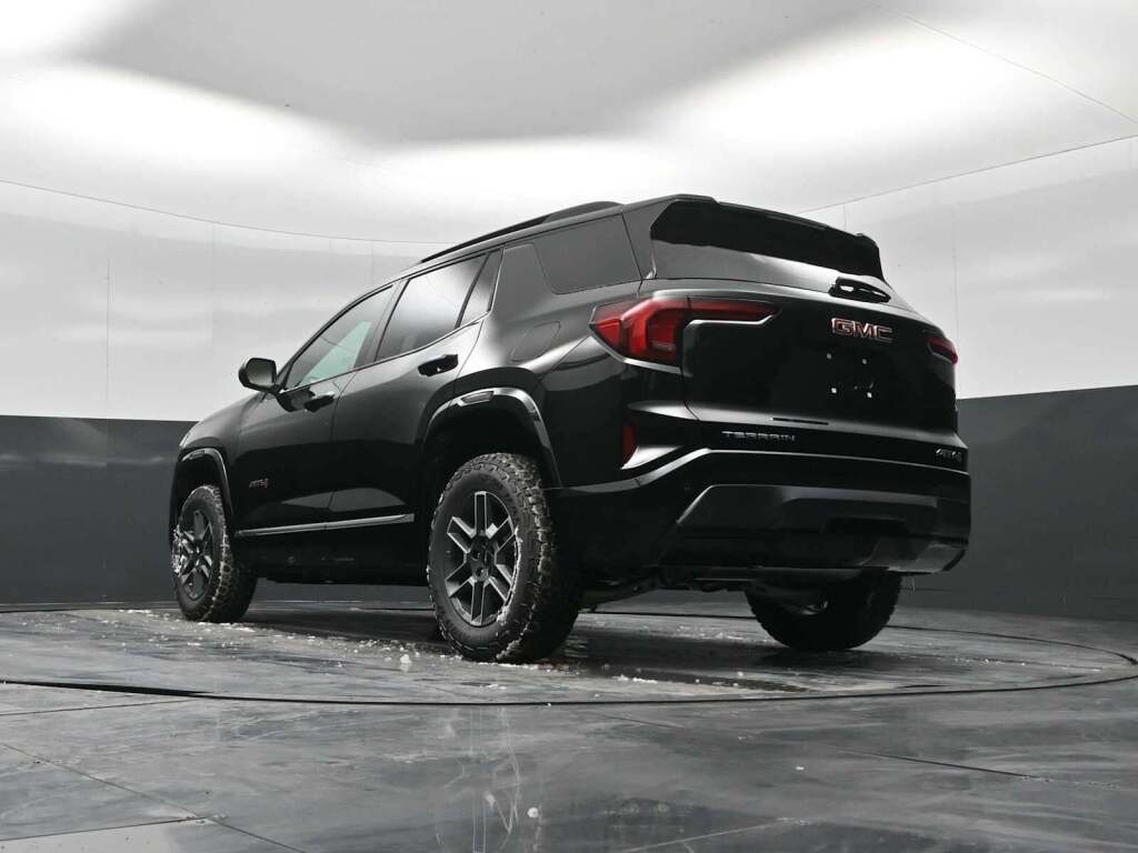 2026 GMC Terrain AWD AT4