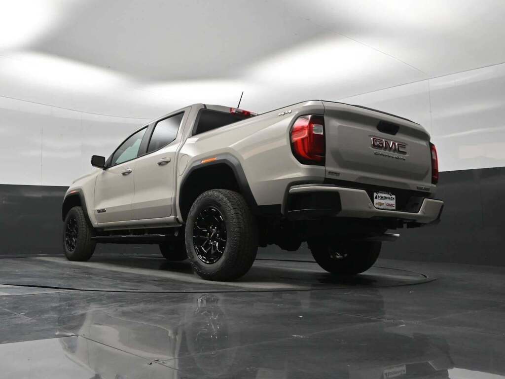 2026 GMC Canyon Elevation, 4WD