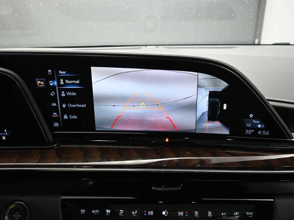 2023 Cadillac Escalade 4WD Sport Platinum